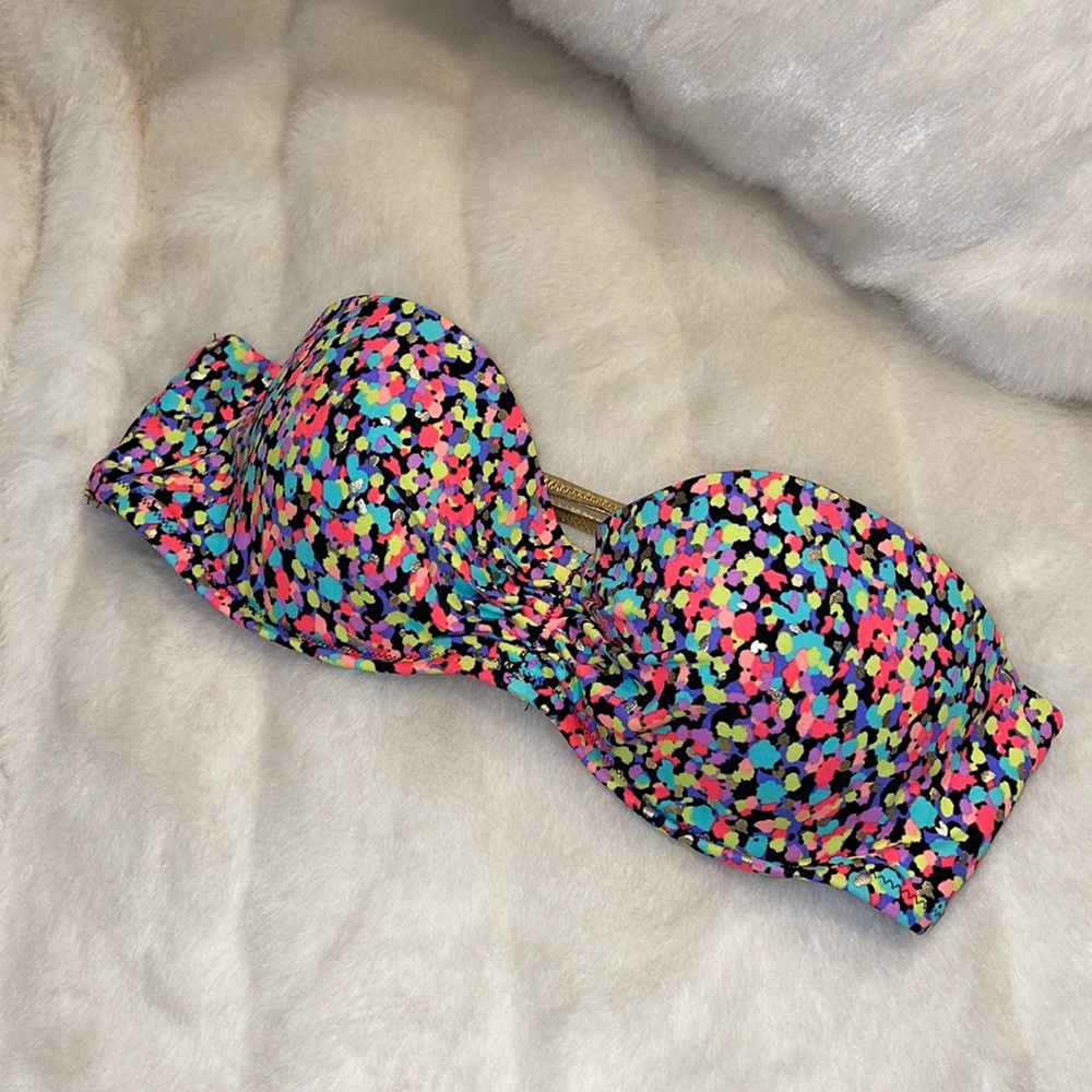 Multicolored bikini top